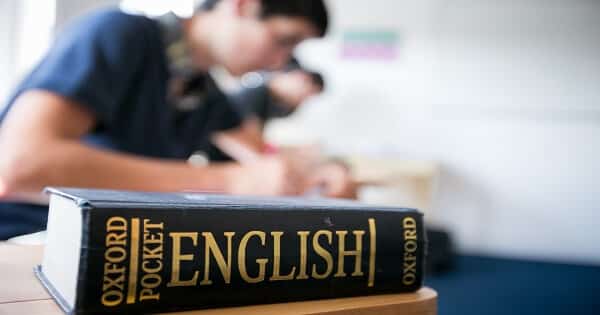 10 طرق لمذاكرة اللغة الانجليزية بكل سهولة