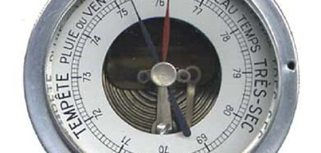 ما هو اسم جهاز قياس الضغط الجوي